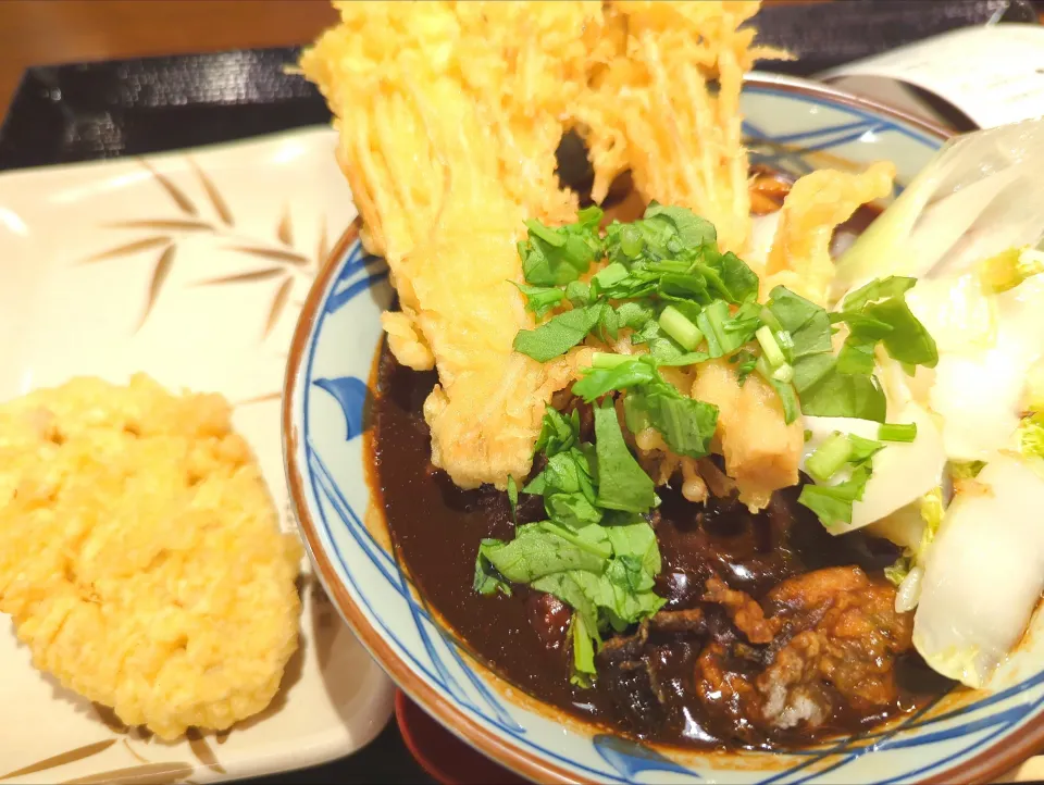 土手鍋風牡蠣味噌うどん れんこん天ぷら|鈴木鈴子さん