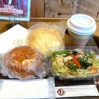 どんぐりでランチ🥖