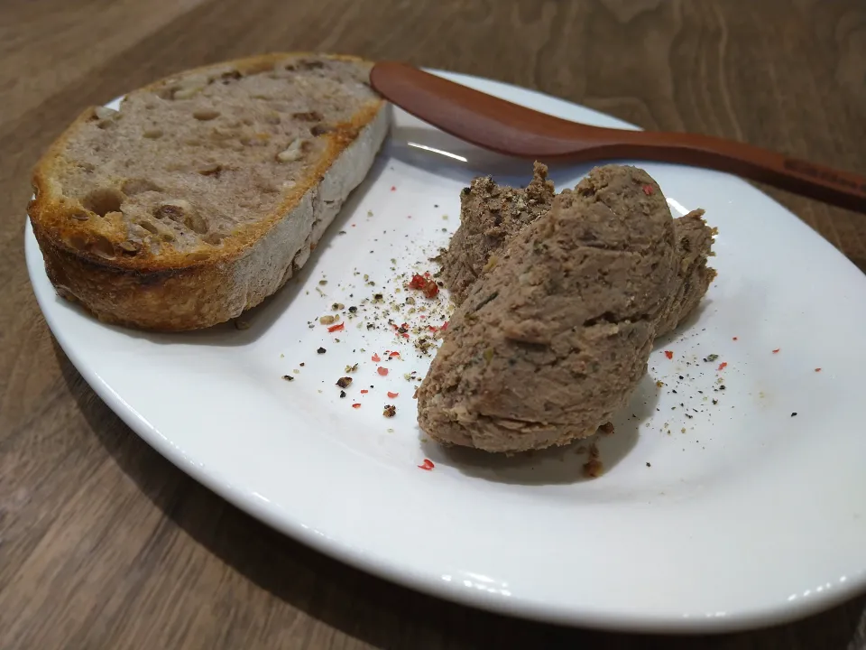 鶏のレバーパテ|古尾谷りかこさん