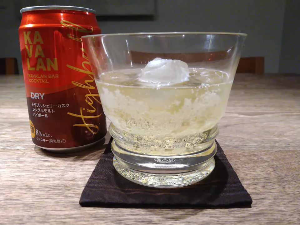 カバラン ハイボール|古尾谷りかこさん