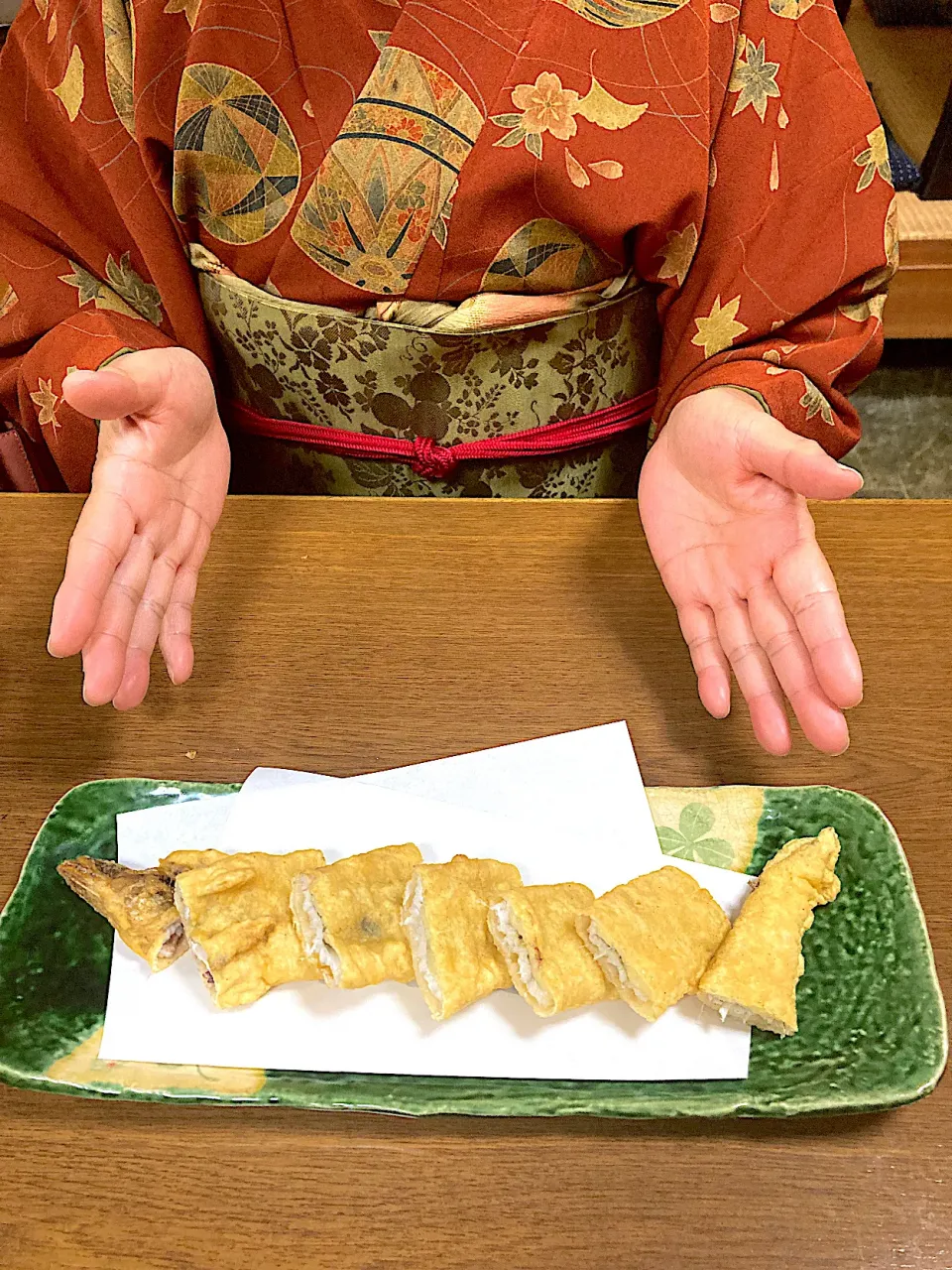 大阪産あなごの天ぷら（実況中継中）|なびさん