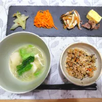 炊き込みご飯で晩御飯|おかめんさん