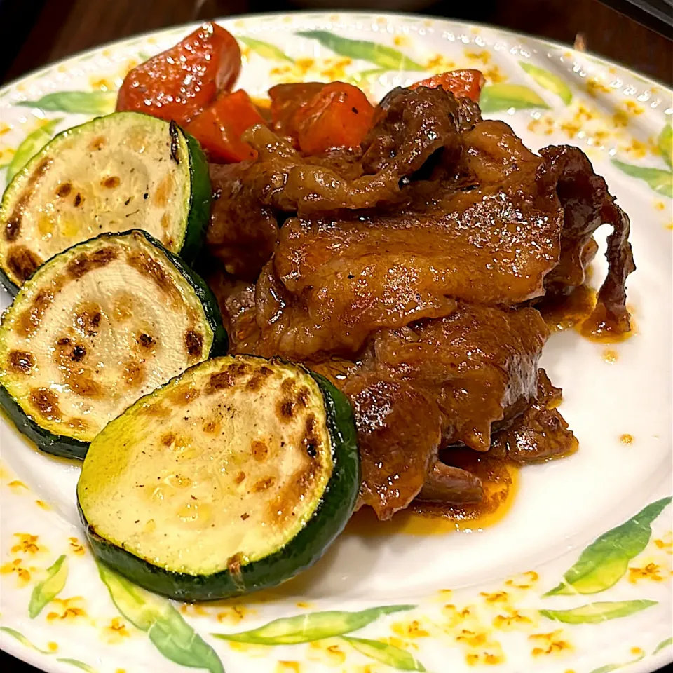 牛肉の赤ワイン煮|らんさん