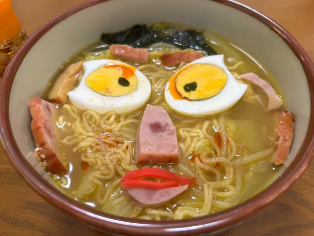 エースコックのワンタン麺🍜、カレー味❗️( ´ ▽ ` )✨|サソリさん