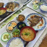 カレイの煮付け定食です✨| rikako♪。.:＊さん