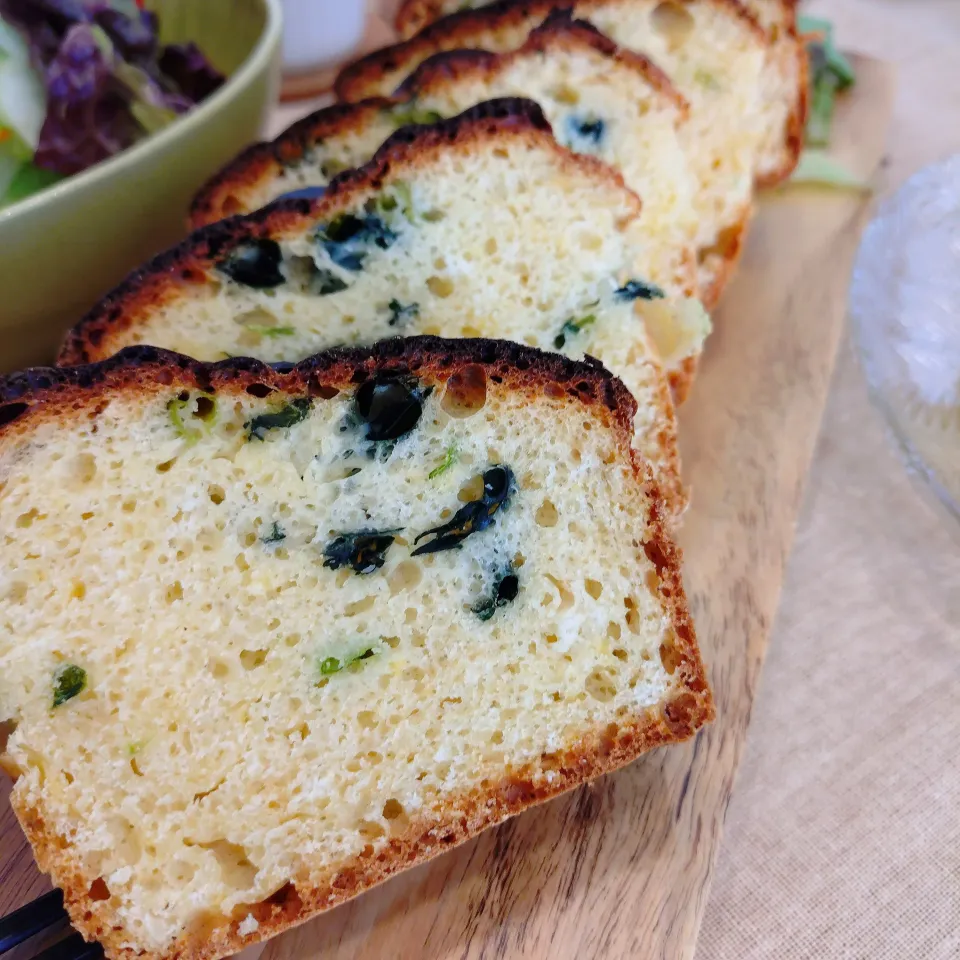 ほうれん草のケークサレ|あゆみ│ハレシピさん