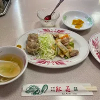 紅花　日替わりランチ820円|ちーねーさん