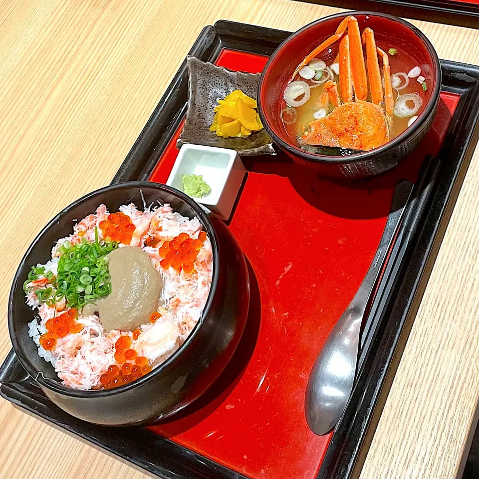 もりもり寿し カニ味噌丼|四天王さん