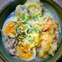 天乗せ牛雑炊|すくらんぶるえっぐさん