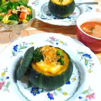 坊っちゃんかぼちゃで丸ごとかぼちゃグラタン