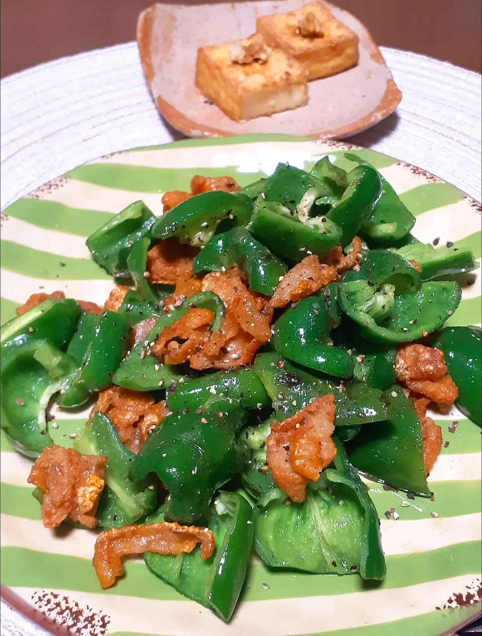 鶏皮ピーマン🎶|びせんさん