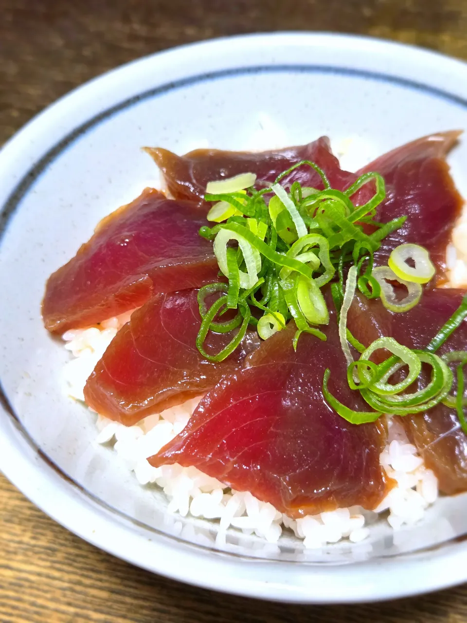 パパ作🥸マグロの漬け丼|ぱんだのままんさん