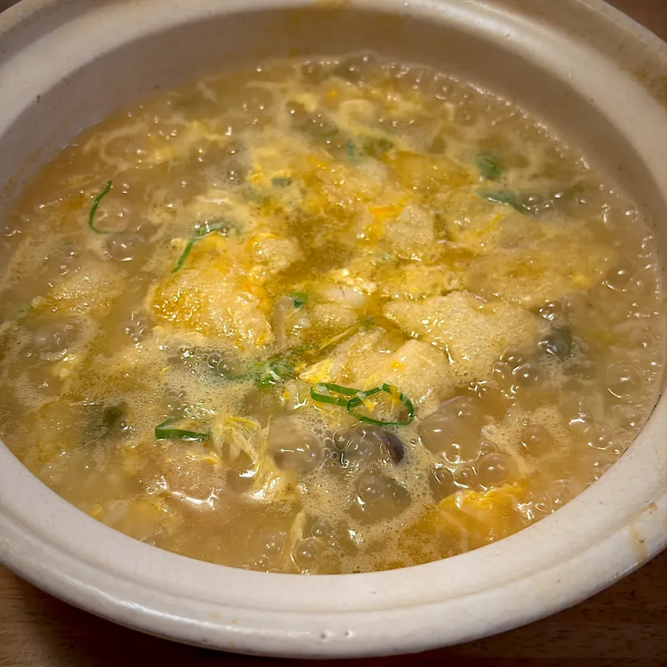 昨夕の鍋の残りで🍲たまご雑炊|もえさん