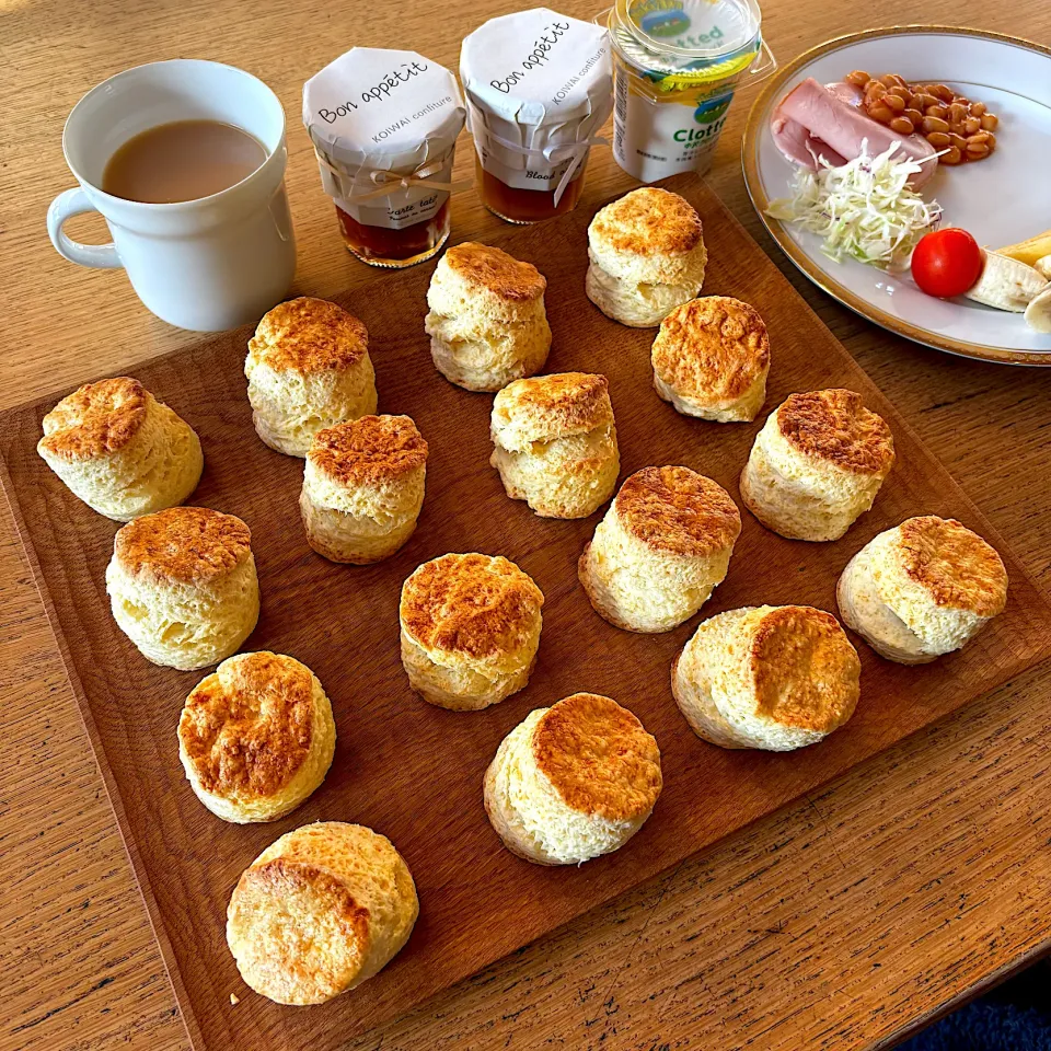 タルトタタンのコンフィチュールと中沢のクロテッドクリーム|ぶりぞうさん