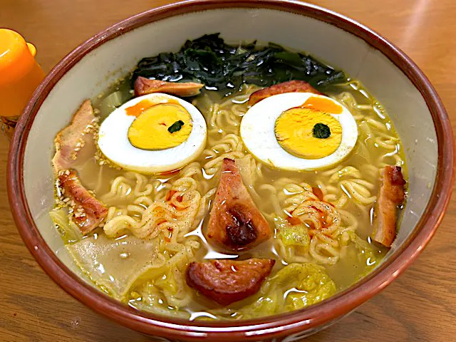 エースコックのワンタン麺🍜、カレー味❗️(*'ω'*)✨|サソリさん