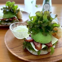 ＊アボカドと合鴨スモークのライスバーガー🍔🥑＊|＊抹茶＊さん