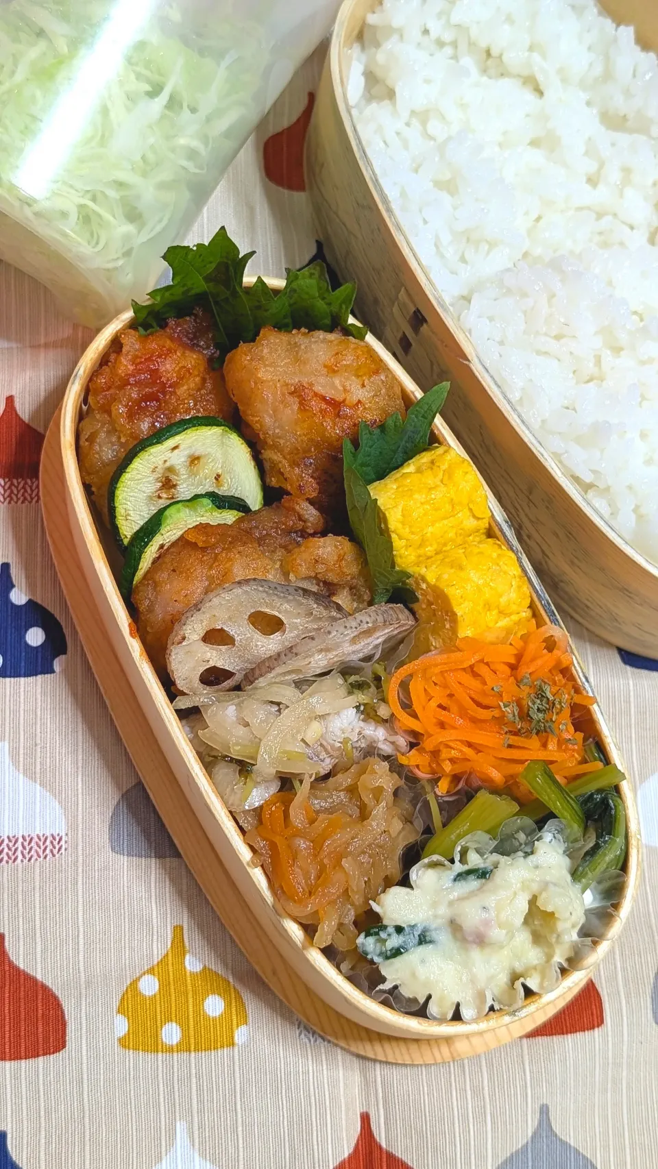 本日のお弁当〜ヤンニョム風から揚げ弁当|f.1125beさん