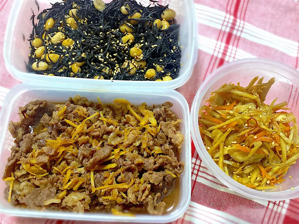 作り置き　　　　　　　　　　　　　　　　　　　　　　ひじき煮物・きんぴら・牛肉しぐれ|eiyadeさん