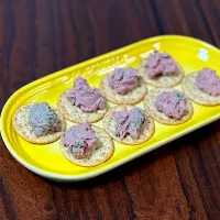 クラッカーとレバーペースト|yuiさん