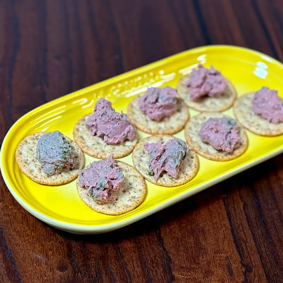 クラッカーとレバーペースト|yuiさん