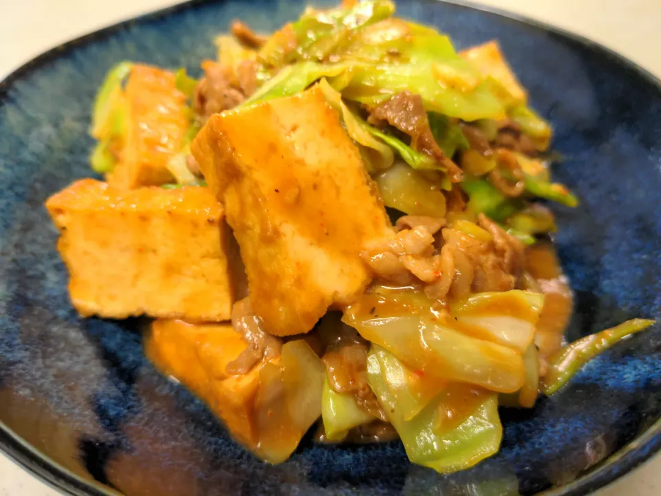 厚揚げとキャベツの味噌炒め|こむぎさん