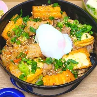 絹厚揚げ豚バラキムチ丼|まぁやん。さん