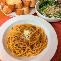 ☆ミートソースパスタ　☆サラダ　☆バケット|chikakoさん