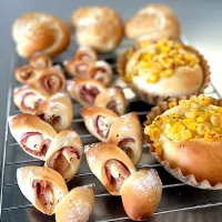 ベーコンエピ♡コーンマヨ♡ごまパン|いちごさん