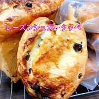 レーズンシュガーバタークッペ🧈|レオちゃんさん