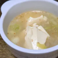 パパ作🥸長ネギと豆腐のスープ|ぱんだのままんさん