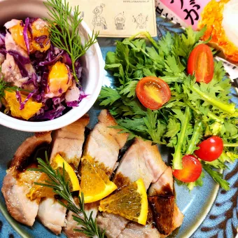 Snapdishの人気料理写真:由美さんの料理 由美さんの料理 　豚バラローストポーク　バルサミコオレンジソース添え🍊→→🔷🐖豚ロース🔷