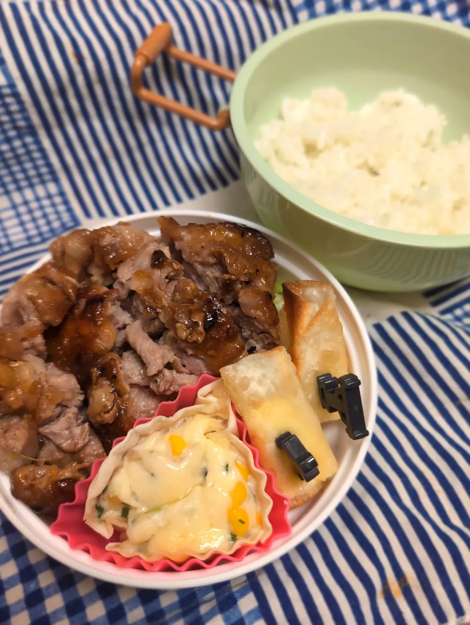 豚こま生姜焼き弁当|ハリネズミさん