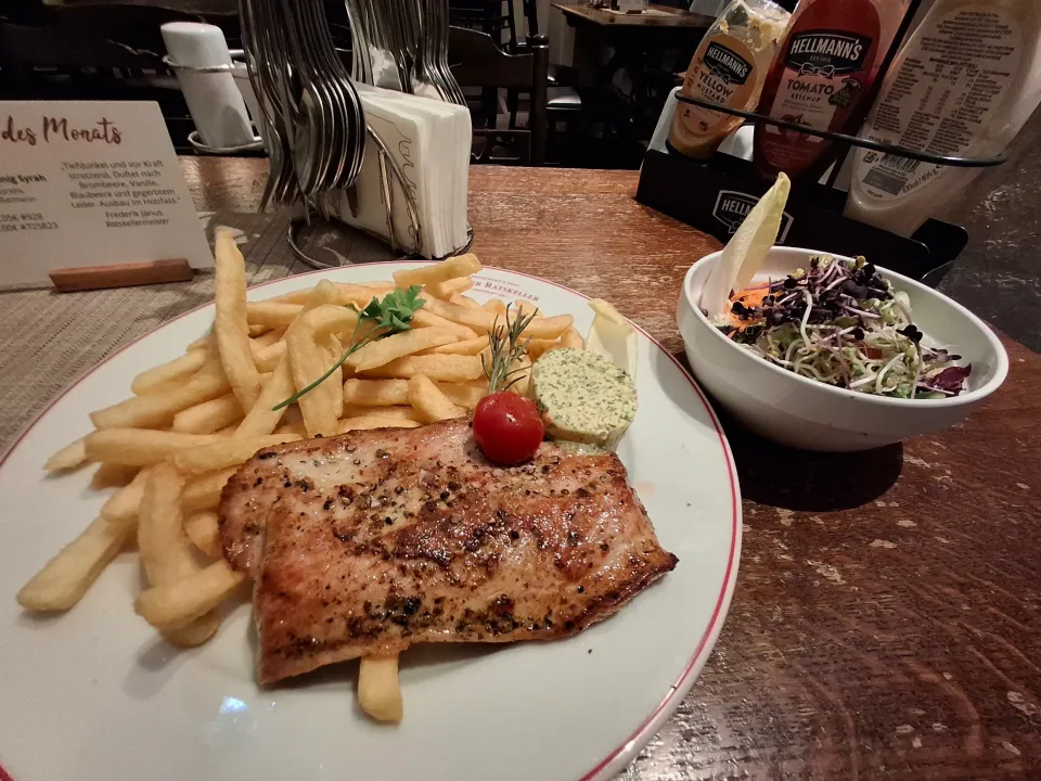 七面鳥ステーキ（Putensteak）のグリルとポテト|テツさん