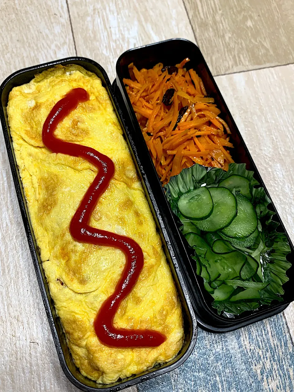 11/17オムライス弁当❤️|みっこちゃんさん