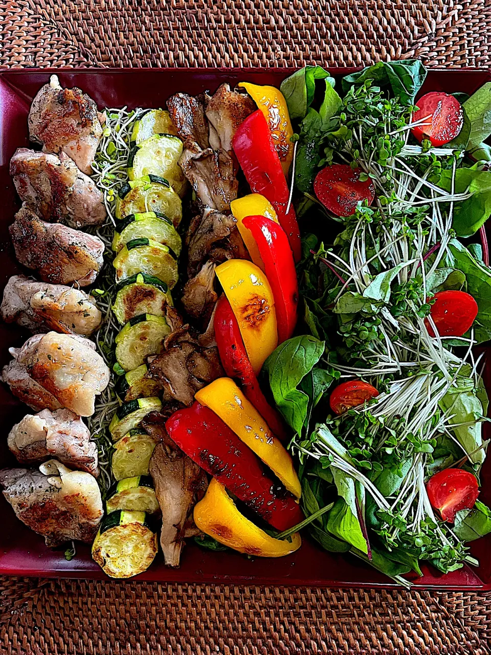 グリルチキンサラダ|ヘルペイさん