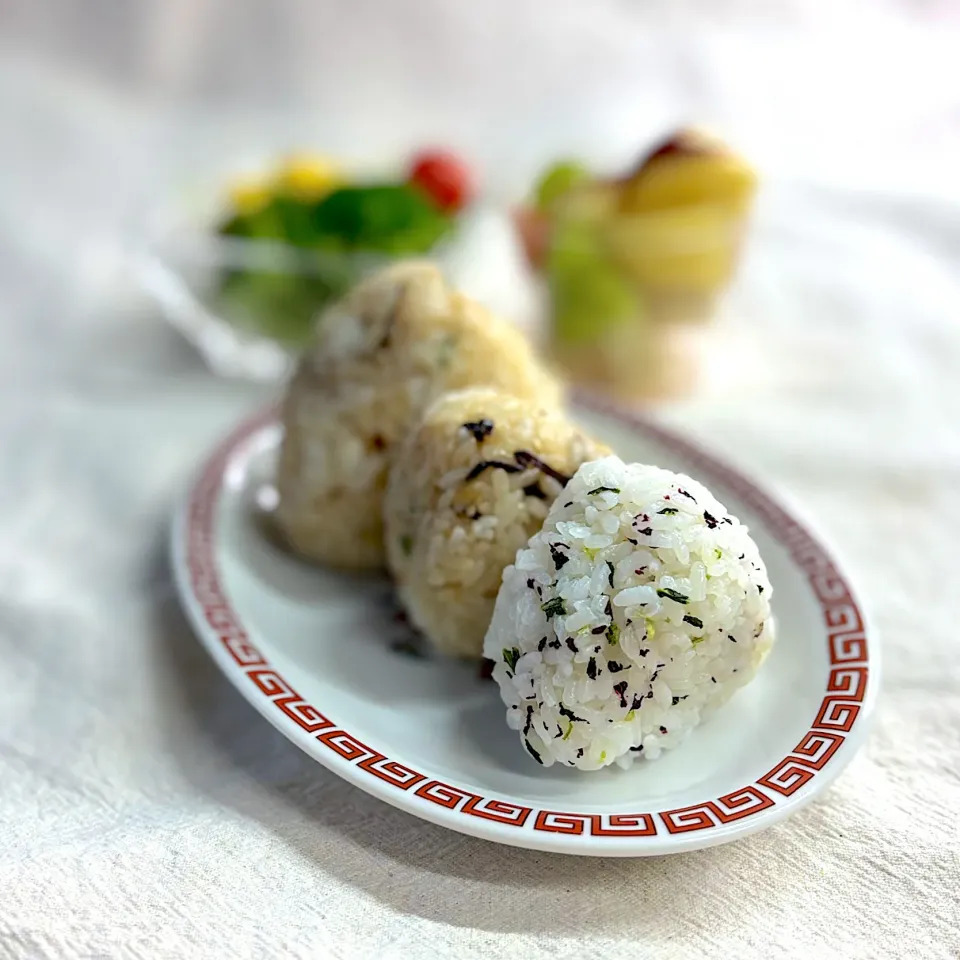 ひろしとゆかりのおにぎり|かっちゃん杉さん