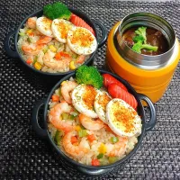 母とムスコのラブラブおソロ♪海老ピラフ＆ヒレ肉シチュー弁当