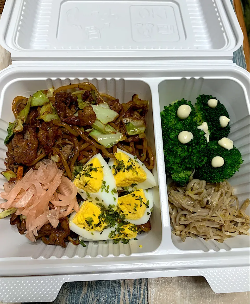 11/17焼きそば弁当🥦|みっこちゃんさん