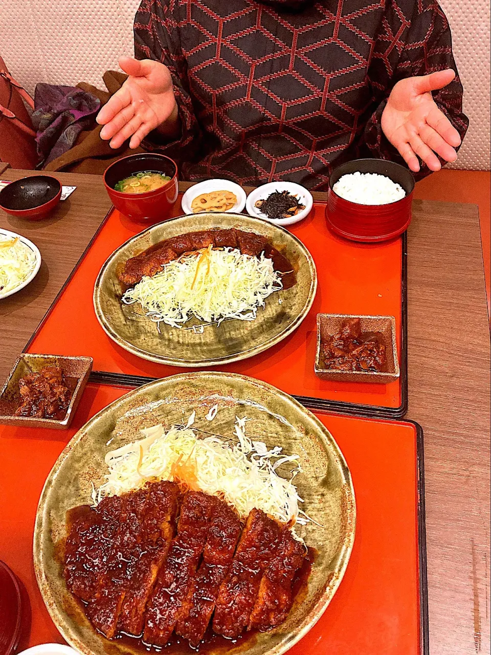 ロースカツ(味噌カツ)＠矢場とん松坂屋店|はやとさん
