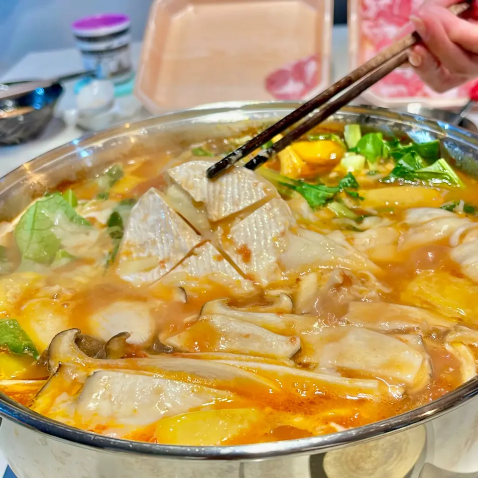 トマトチーズ鍋|ぎんさん