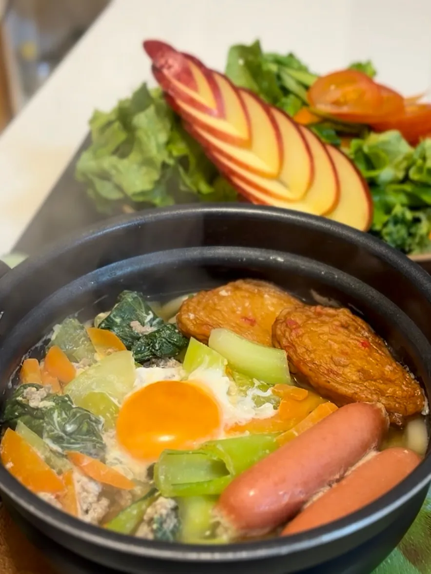 青菜と挽肉の鍋焼きうどん|マニラ男さん