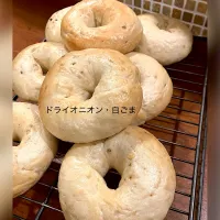 ドライオニオン・白ごまベーグル|きみちさん