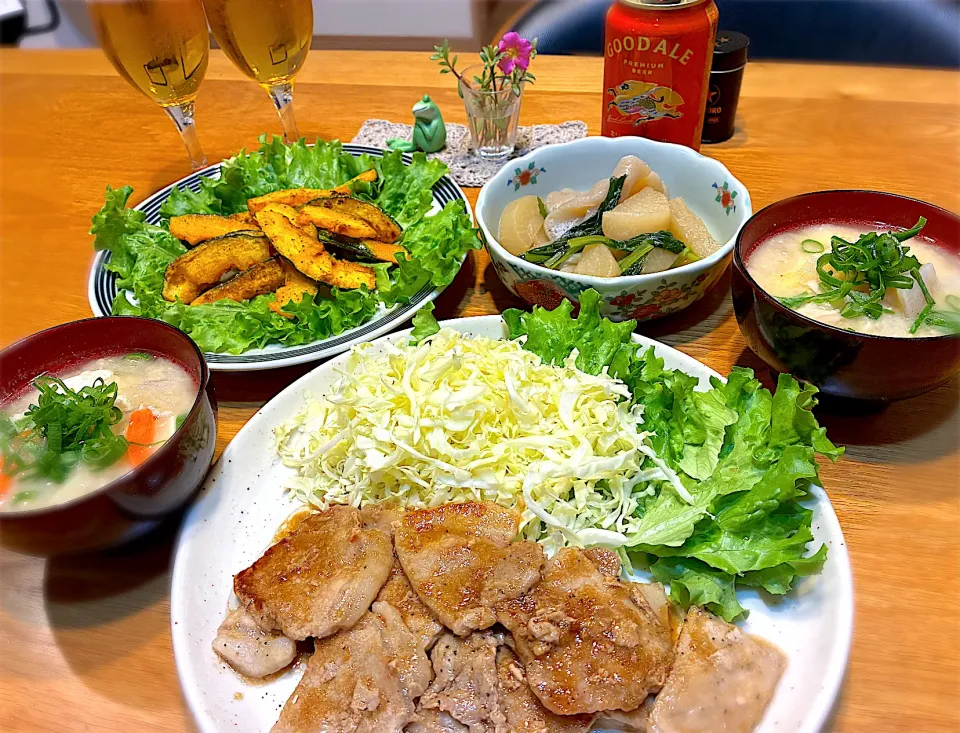 豚ロース肉の生姜焼き　南瓜のスパイスソテー　大根と蒟蒻なの煮物|じゅんさんさん