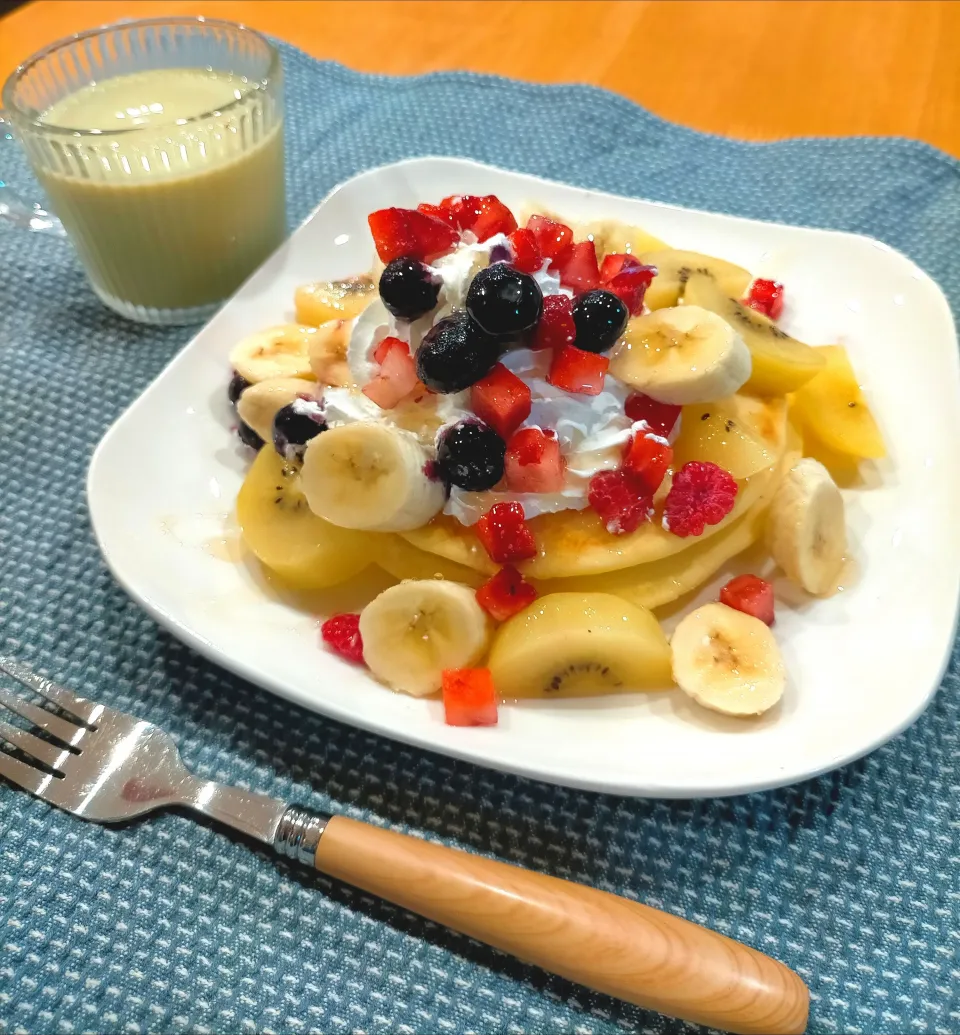 フルーツもりもり米粉パンケーキ|ななさん