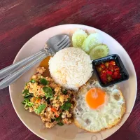 Gaprao Moo Sap & Kai Dao 🌶🐷🌶🍳🤤|An'leeさん