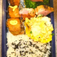 ブリ竜田揚げ、イカ明太クリームペンネ、合鴨スモークブロッコリー、ごま塩弁当11/19|まりっぺ2025さん