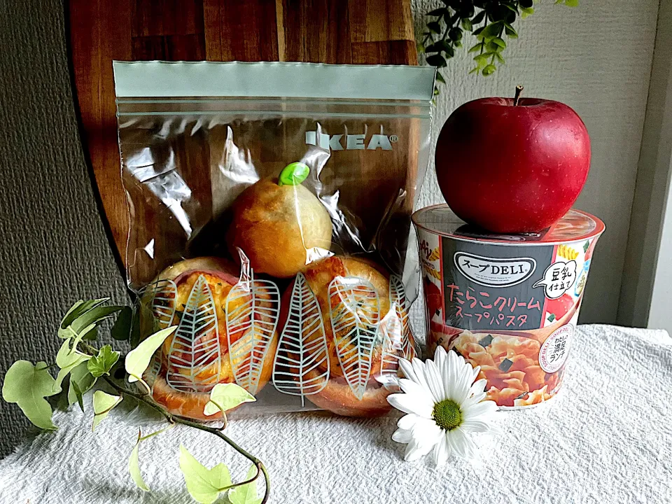 ＊0121. ハムマヨチーズパン＆りんごパン🍎娘ちゃんの高校生弁当🍱＊|＊抹茶＊さん