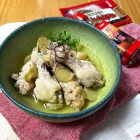 煮込むだけで絶品！台湾の薬膳スープ"麻油鶏（マーヨージー）"| sakurakoさん