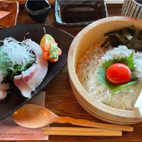 釜揚げしらす丼とオリーブハマチ　珈琲あるぷす