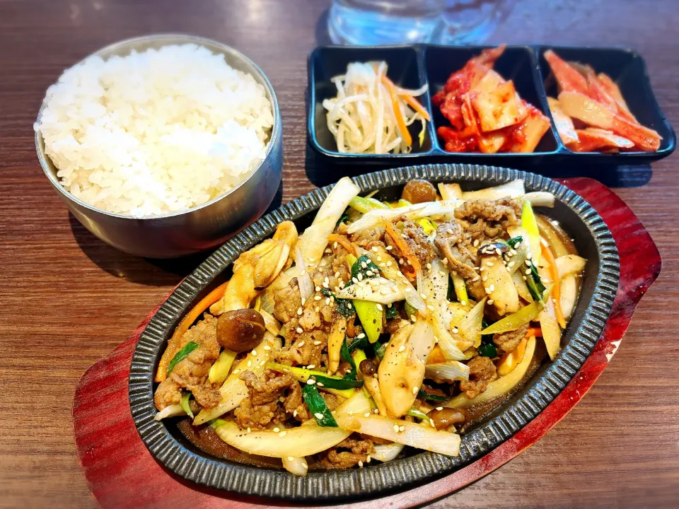 ブルゴギ炒め定食 ¥980|Blue Moon Caféさん